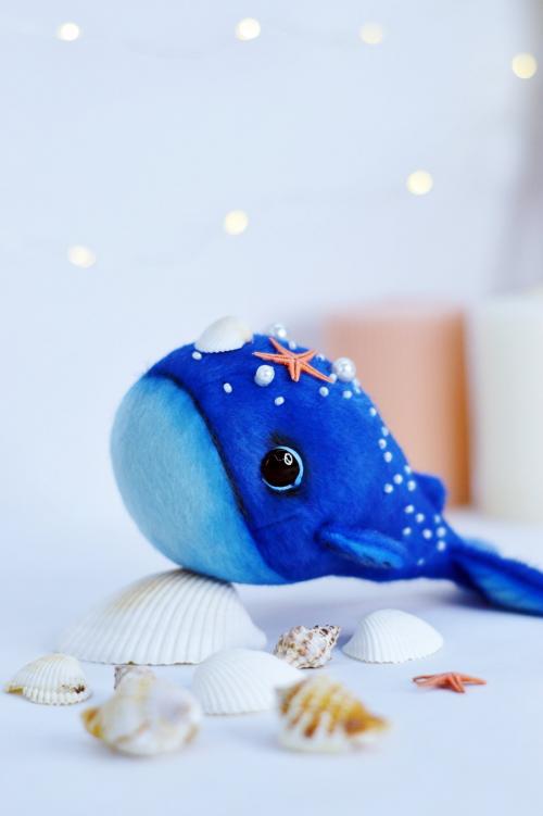 Whale plush 💲5